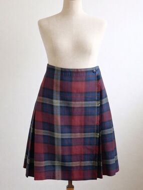 Uniform Plaid Skirt Kilt in Burgundy and Navy